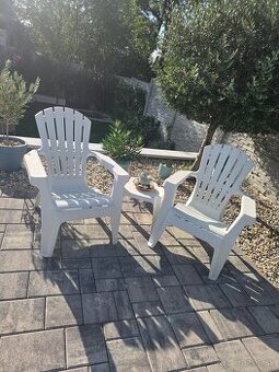 Záhradná stolička ADIRONDACK plastové