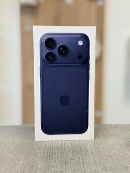 ZÁRUKA 2 ROKY - Apple iPhone 17 Pro 256GB Deep Blue