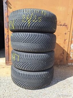 215/55 R17 Michelin Alpin
