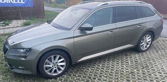 Škoda Superb Combi 2.0 TDI. 140 kW
