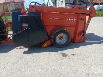 Rozdružovač balíkov, kŕmny voz, senážny voz,
