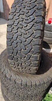Predám pneu 285/70r17