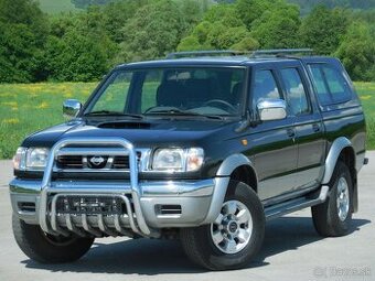 Nissan Navara 2,5 TDi 76 kw     REZERVOVANE