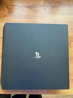 PS4 PRO