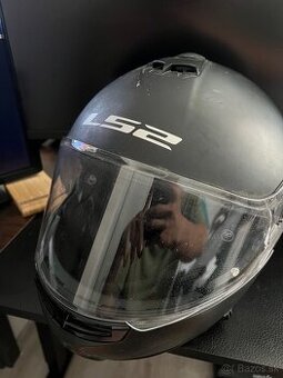 Predam moto prilbu