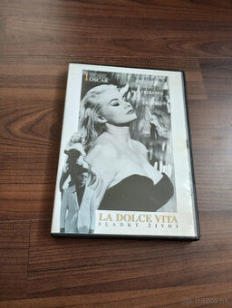 29. DVD/ nové