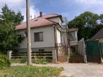 Rodinný dom blízko centra v Zlatých Moravciach