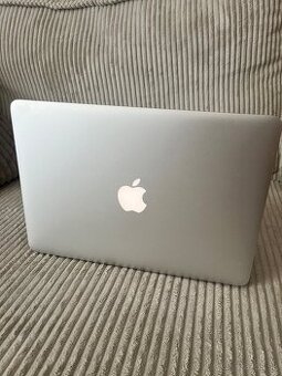 MacBook Pro (Retina, 13 inch, 2015)