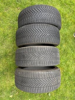 Zimne pneu 235/45 R18