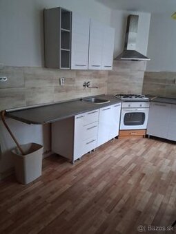 Prenájom 2i, Viestova ulica, Uhlisko, Banská Bystrica