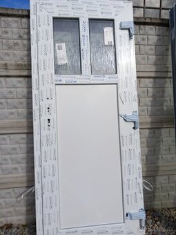 Predám vchodové dvere