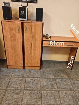 Skrinky a kozmetický stolík