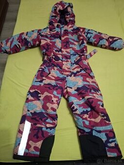 Predam veľmi pekny zimný overal zn.Pidildi