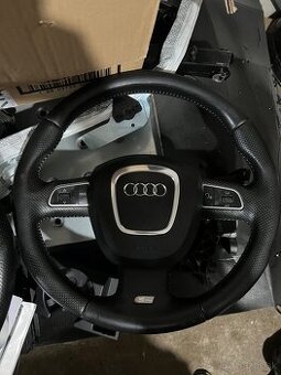 Audi volant
