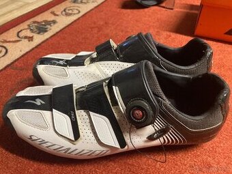 Predám MTB tretry Specialized