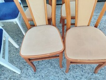 Jedálenské stoličky 4 ks predám.