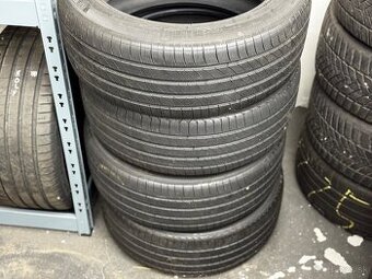 Michelin e Primacy 235/45 R18