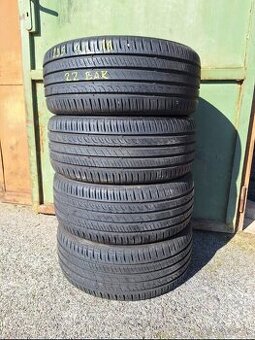 235/45R18 BARUM
