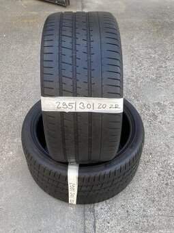 Pirelli P Zero 295/35 ZR20