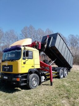 Hakovy nosič kontajnerov MAN f2000