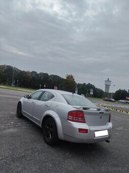 Predám Dodge Avenger