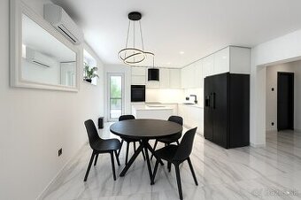 BE.LIVE COMPANY- NÁDHERNÝ- 4-IZBOVÝ- BYT- 105m2- BÁČ