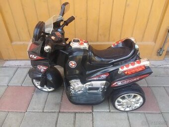 elektricka detska motorka