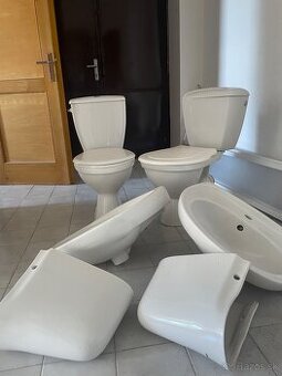 WC a umývadla