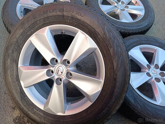 5x114,3 střed 60 Lexus Auris Vitara Rav4 7Jx17 ET35