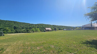Stavebný pozemok s výhľadom, pri lese – Kanaš (639 m²)