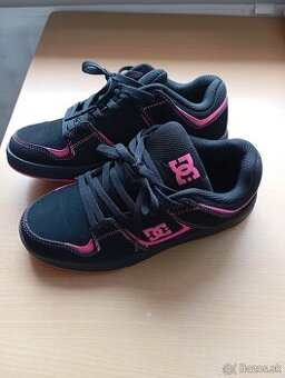 DC tenisky