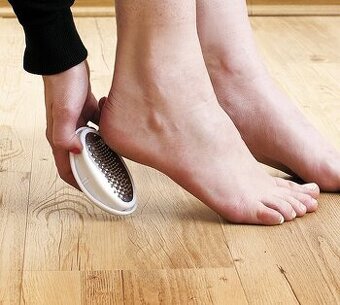 18 dielny komplet starostlivosti o nohy - Pedi Mate