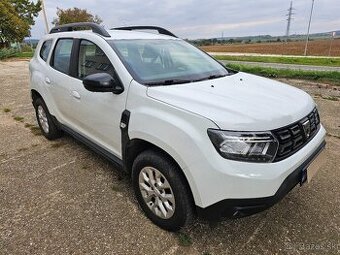 Predám výhodne zachovalú Dacia Duster 1,0 -67kW benzín
