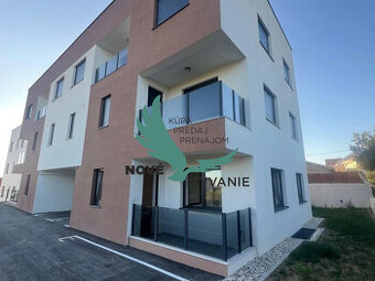 Na predaj: Moderný 3-izbový apartmán s vlastnou záhradou v Z - 1