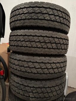 Letné pneu 4ks Bridgestone Duravis R630 215/70R15C