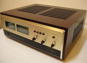 Drevený kryt na Accuphase P-300X