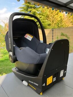 Maxi-Cosi Tinca i-Size (0–13 kg) + ISOFIX základňa