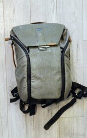 Peak Everyday Backpack 20 L v1