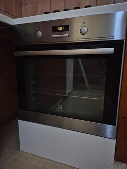 Electrolux vstavaná rúra