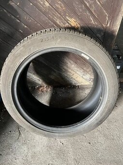 Letne pneumatiky 235/45/18