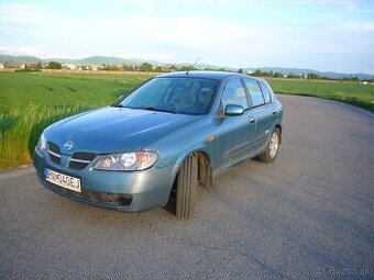 Nissan Almera