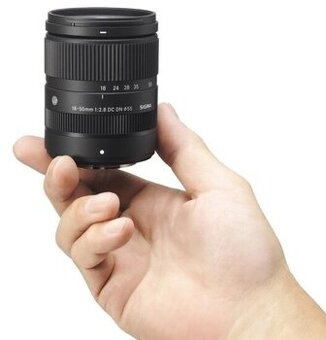 SIGMA 18-50mm F2.8 DC DN Contemporary pre Fujifilm X