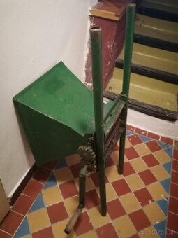 predame drvic na hrozno