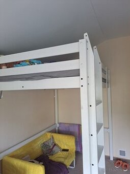 Posteľ Ikea