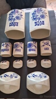 Starožitne nadoby na koreniny