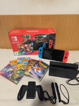 Nintendo Switch + 5 hier + komplet príslušenstvo – TOP stav