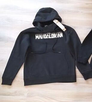 Nová mikina Mandalorian XS