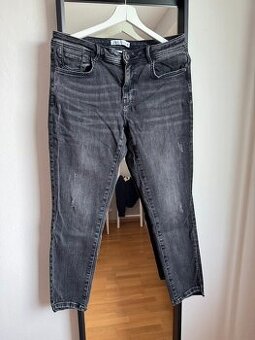 Zara dámske rifle v super stave - 42