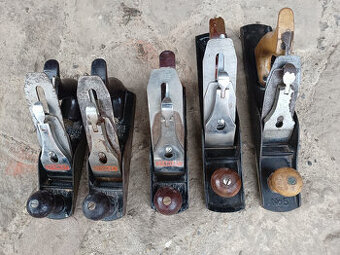 Hoblík,hoblíky,sekera,staré naradie,nebožiec,dlato l35