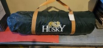 Stan Husky Bronson pre 4 osoby